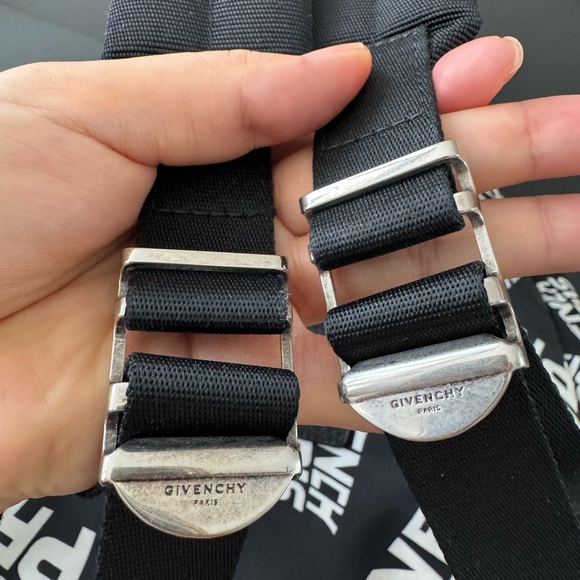 Authentic Givenchy backpack - Picture 5 of 8